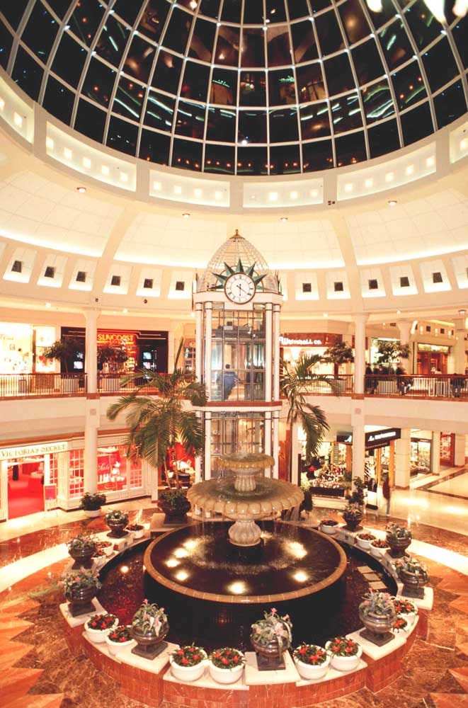 Menlo Park Mall Fountain